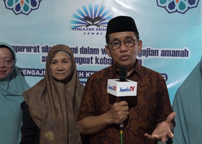 H.Bakri Hadiri Pengajian Amanah Kecamatan Jelutung