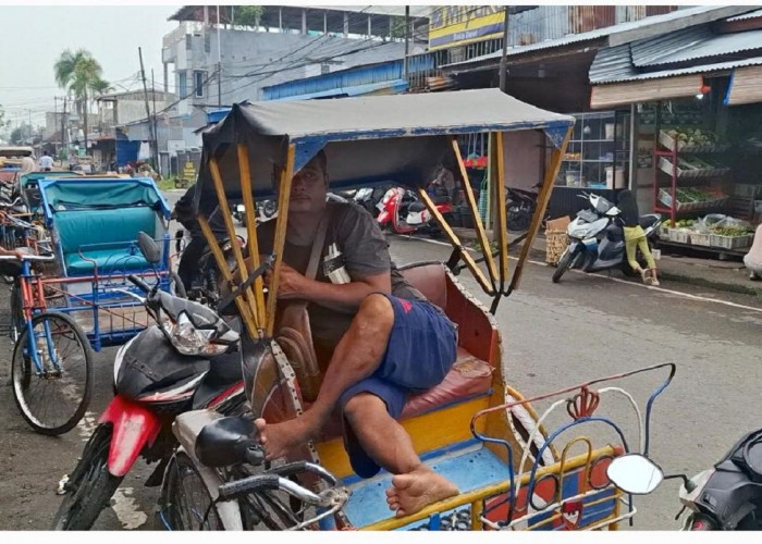 Nasib Tukang Becak di Kuala Tungkal Kian Memprihatinkan, Penghasilan Hanya Rp 5 Ribu - Rp30 Ribu per Hari