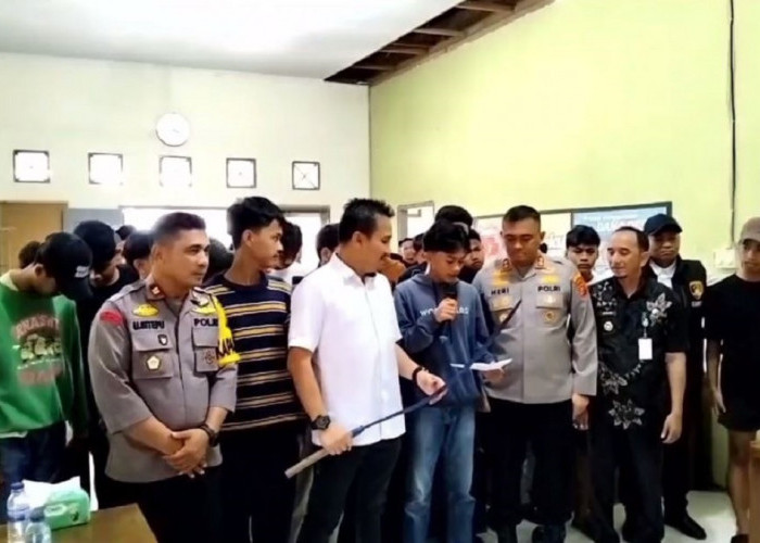 Puluhan Remaja Geng Motor di Muaro Jambi Lakukan Deklarasi Damai