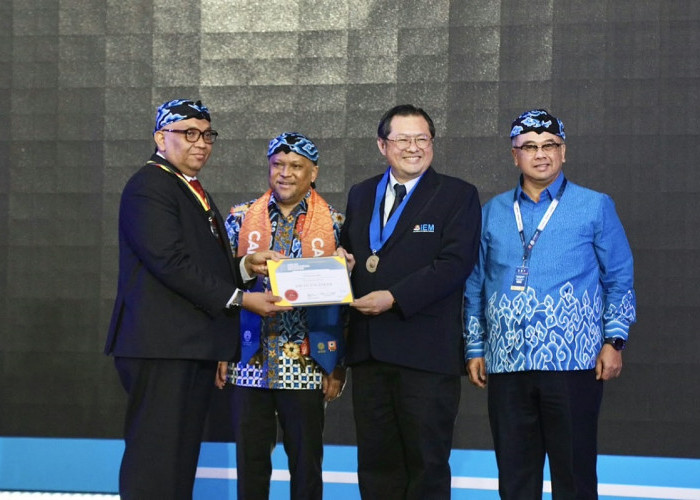 ”ASEAN Eng. dan Masa Depan Ketenagakerjaan: Menguatkan Kompetensi, Produktivitas, dan Kesejahteraan”