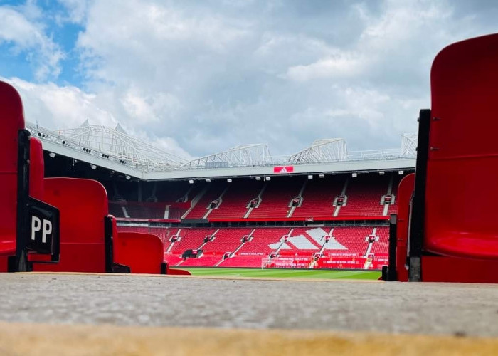 Keluarga Glazer Tarik Manchester United dari Pasar, Ubah Rencana Jual Pada Tahun 2025