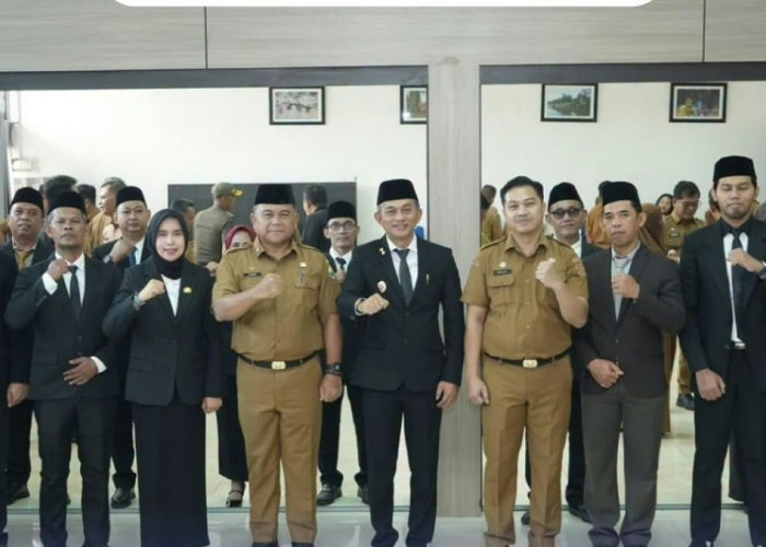 Junaidi H. Mahir Lantik Sejumlah Pejabat Pemkab Muaro Jambi, Tekankan Integritas dan Pelayanan Publik