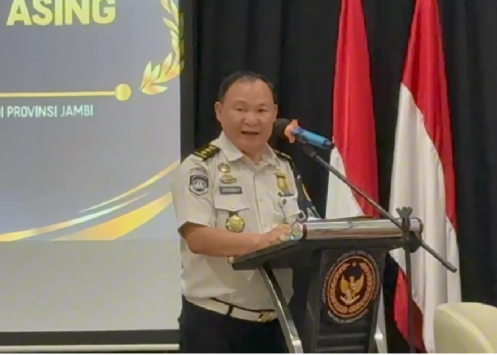Wagub Sani Dorong Pengawasan WNA di Jambi Diperkuat