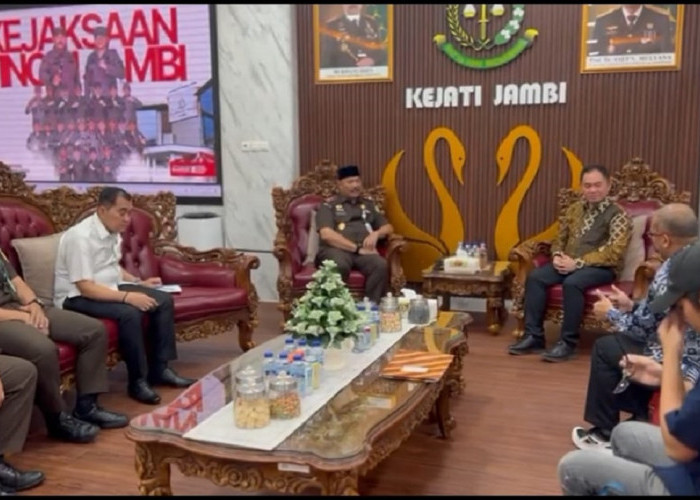 Kajati Jambi Terima Kunjungan Silaturrahmi GM PLN UIP Sumbagteng dan UID S2JB