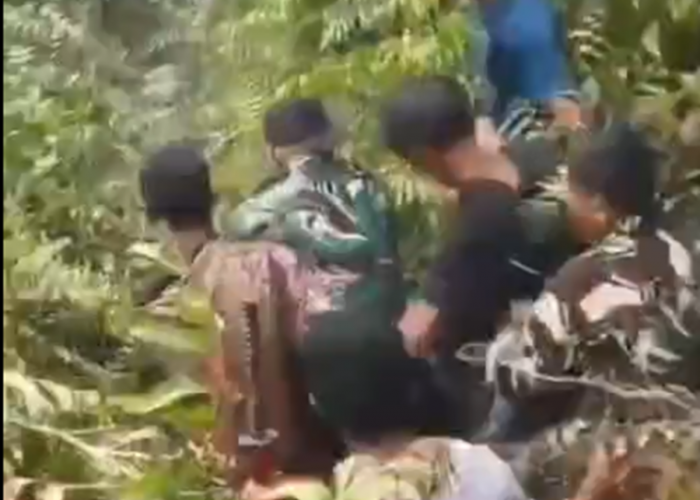 Kasus Pengeroyokan Video Diduga Personel TNI Bentrok Dengan Warga Sad Di  Kabupaten Sarolangun 