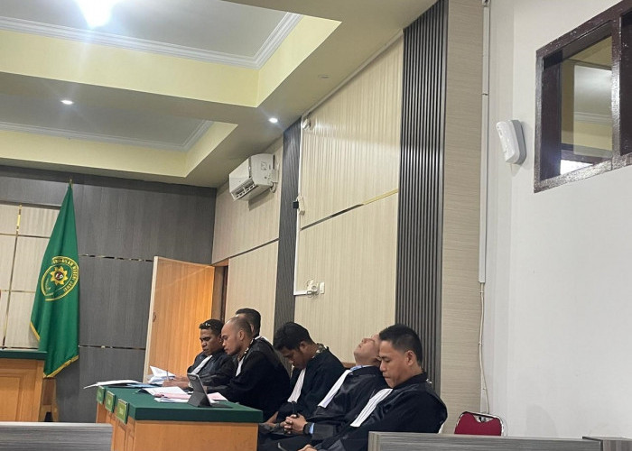 Sidang Korupsi PDAM Tirta Mayang, Terdakwa Minta Dakwaan Jaksa Dibatalkan