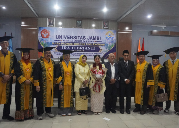 Lancar Jalani Sidang Promosi, Ira Febrianti Lubis Raih Gelar Doktor Ilmu Ekonomi di FEB Universitas Jambi