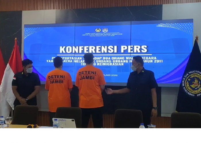 Dua WNA Asal Yaman Diamankan Petugas Imigrasi Kelas I TPI Jambi