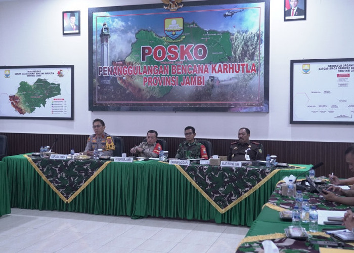 Danrem 042/Gapu Ikuti Rakor Nasional Penanganan Karhutla Secara Vicon
