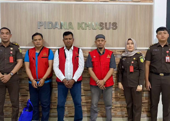 Abdul Mukti, Amri Daimun dan Ilhamsyah Ditetapkan Jadi Tersangka Korupsi Beasiswa Siswa SMA/SMK 2018