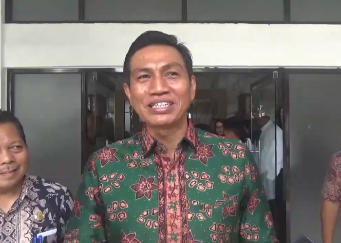 Bupati Fadhil Arief Pastikan Tidak Ada Pemecatan Massal Honorer