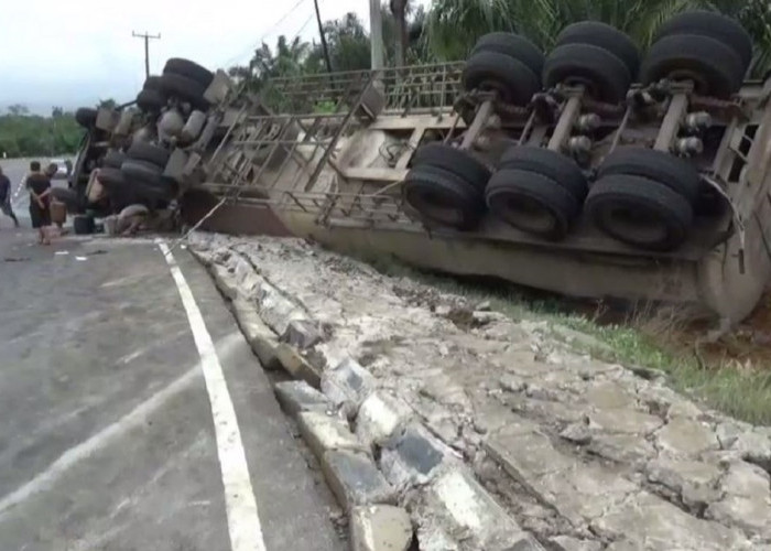 Seorang Pengendara Motor Tewas Usai Dihantam Truk Tangki di Jalan Lintas Tebo-Bungo