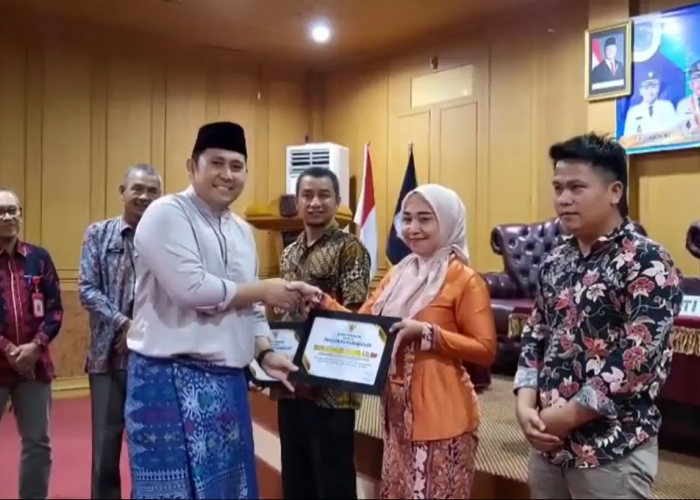 Bupati Merangin Beri Penghargaan kepada ASN yang Berhasil Bebaskan Anak Korban Penculikan