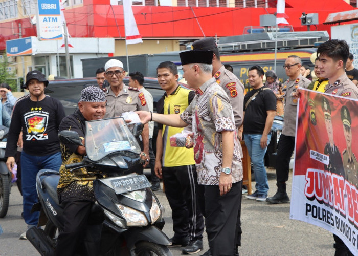 Jumat Berkah, Sinergi Polres Bungo dan Kejari Bungo Hadirkan Kepedulian untuk Warga