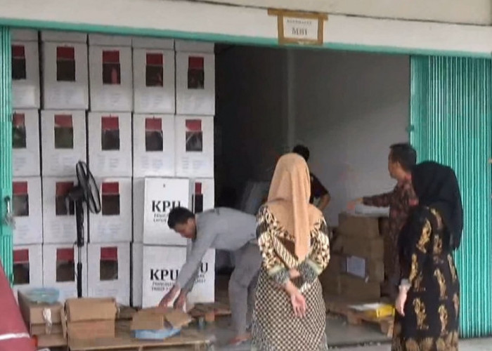 Jelang Pilkada Serentak 2024, KPU Mulai Lakukan Pengepakan Logistik