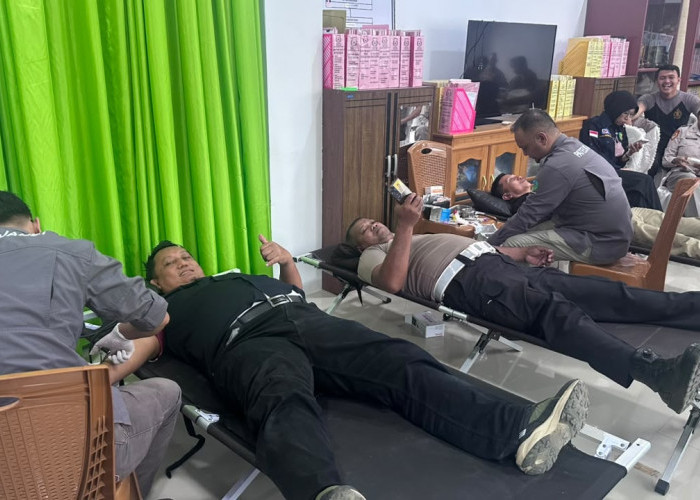 Hari Jadi Humas ke 75, Puluhan Personil Polres Bungo Donorkan Darah