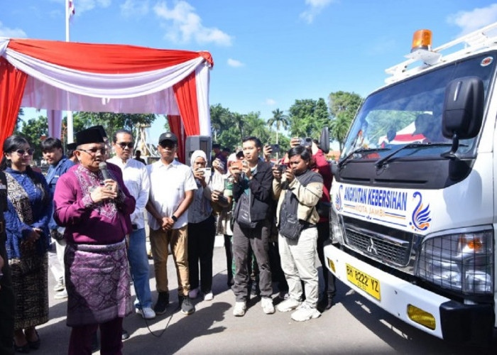 Pemkot Jambi Luncurkan Armada Pengangkut Sampah Berbasis Digital