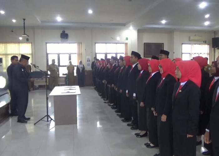 42 Pejabat Fungsional Dilantik, Sekda Tekankan Disiplin dan Penguasaan Tugas