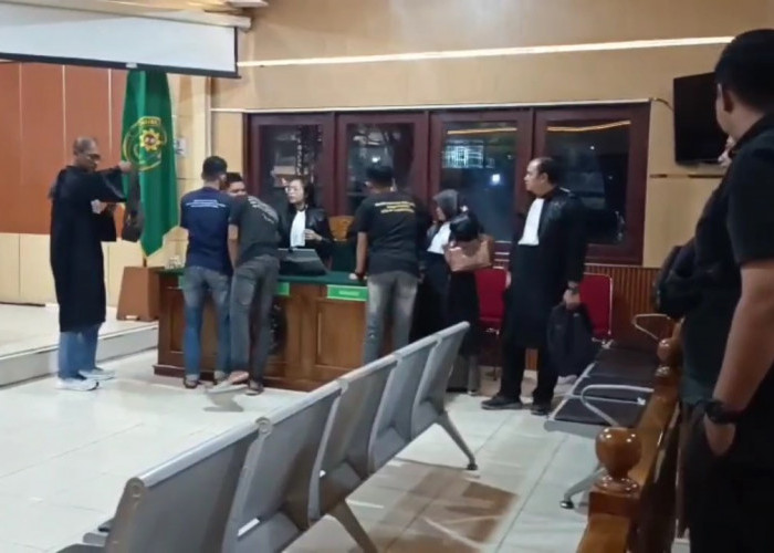 Rudapaksa Oknum Polisi Penasehat Hukum Terdakwa Kecewa Dengan Putusan Hakim Kota Jambi