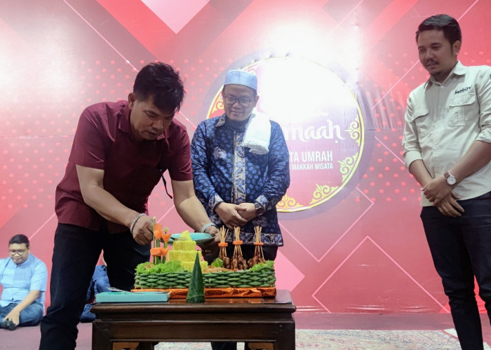 Syukuran HUT Jambi TV Ke-16, Keluarga Besar Jambi TV Gelar Do’a Bersama dan Potong Tumpeng