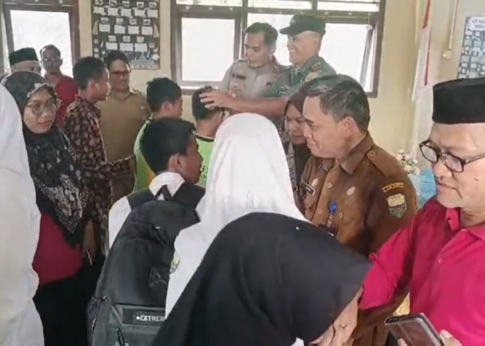 Pasca Insiden Drumband Pelajar Gagal Tampil di HUT RI, Camat Sungai Bahar Minta Maaf dan Hadapi Sanksi