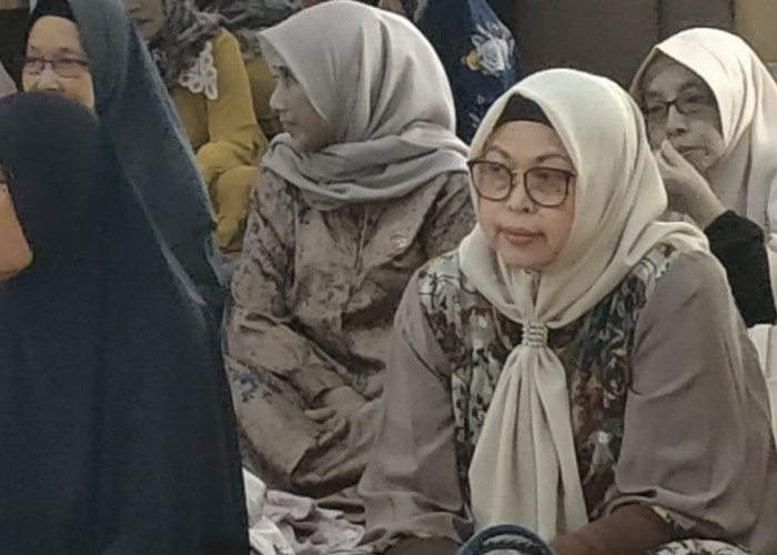 Yuli Yuliarti Hadiri Peringatan 1 Muharam Di Mesjid Darussabil