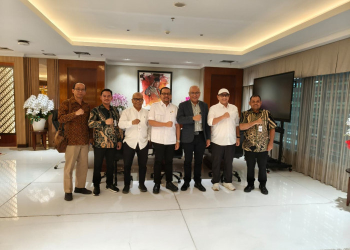 PWI Pusat dan DK Beraudiensi dengan KSP M. Qodari Bahas Persiapan HPN  2026