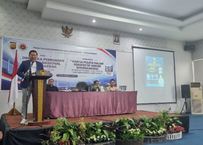 Bedah Buku di Jambi Soroti Kualitas Partai Politik Jelang Pemilu 2029