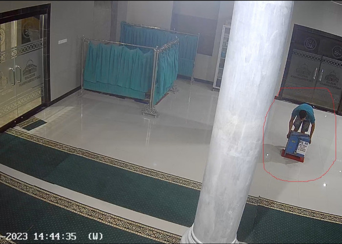 Petugas Ronda Pergoki Aksi Pencurian Kotak Amal Masjid Baiturrahman