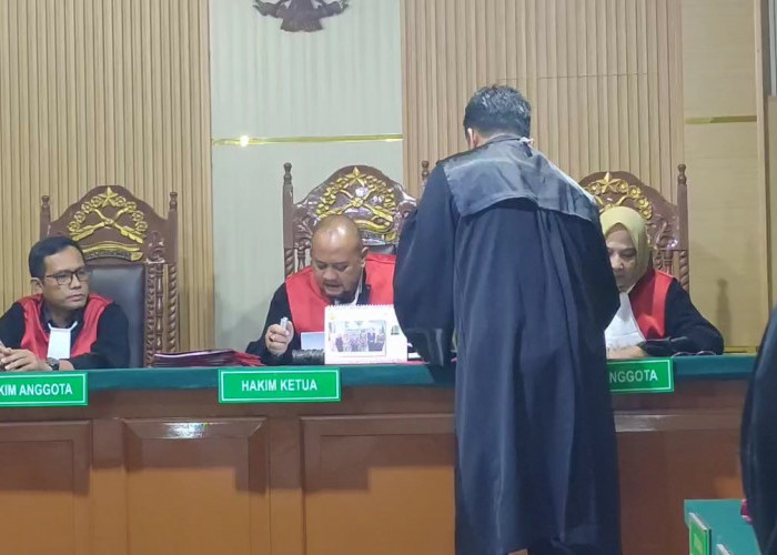 Korupsi Pupuk Subsidi Lakukan Perlawanan, 7 Terdakwa Minta Bebas Kota Jambi
