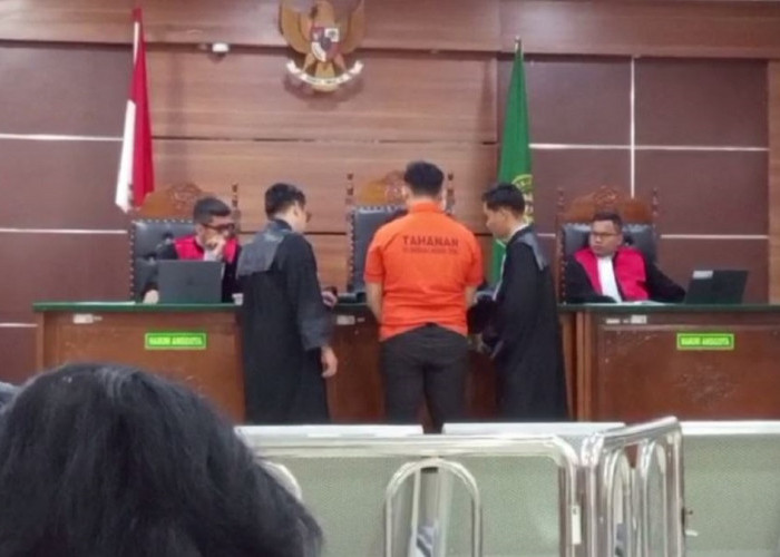 JPU Kejari Tebo Cecar Terdakwa Hendra Sofyan Harianja