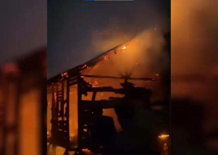 ponpes zulhijjah terbakar 6 pondok santri hangus terbakar