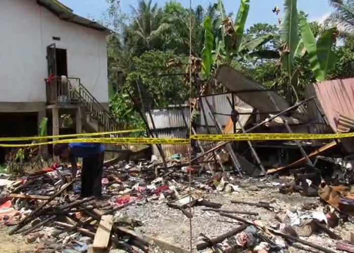 Dampak Kebakaran Warga Sakean, Pemkab Muaro Jambi Siap Bangun Rumah Korban