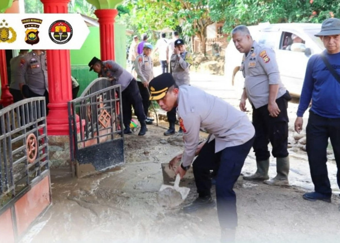 Polres Merangin Bantu Warga Pulau Bayur Pascabanjir