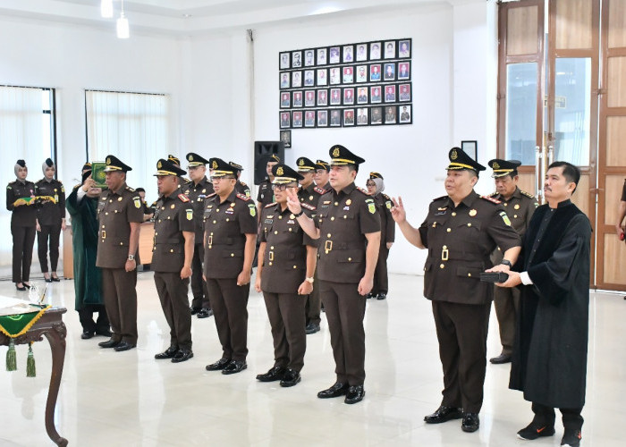 6 Pejabat Eselon III Di Kejaksaan Tinggi Jambi Resmi Dilantik