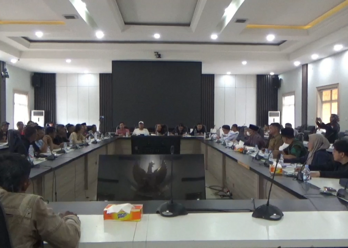 Demo hari tani nasional Pimpinan dewan komitmen bantu tuntutan massa