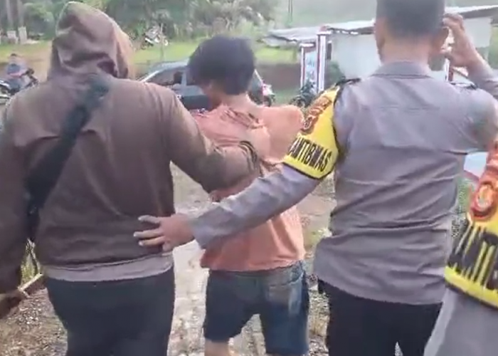 Tertangkap Basah Saat Mencuri, Pelaku Jadi Bulan - Bulanan Warga