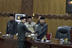 APBD Tanjab Barat 2026 Disahkan, Turun Rp517 Miliar dari Tahun Sebelumnya