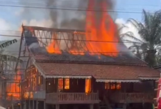 Rumah Mantan Anggota DPRD Batang Hari Hangus Terbakar di Mersam, Kerugian Capai Rp1 Miliar