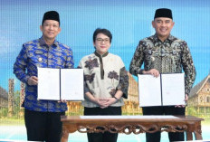 Bupati Muaro Jambi Teken Komitmen Nasional Desa Anti-Korupsi di LKPP, Mendalo Indah Jadi Percontohan