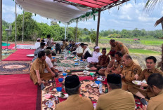 Hadiri Tradisi Sedekah Bubur di Pasar Terusan, Bupati Mhd. Fadhil Arief Dorong Petani Tingkatkan Produksi Padi