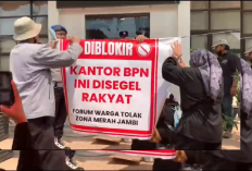 Ribuan Sertifikat Diblokir, Warga Segel Kantor BPN Kota Jambi