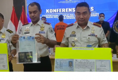 Imigrasi Jambi Deportasi Dua WN Yaman, Izin Tinggal Dicabut