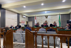 Majelis Hakim Tolak Eksepsi 4 Terdakwa Dugaan Korupsi PJU Kerinci 