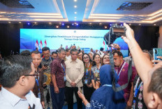 Menaker: Hakim Ad Hoc PHI Jaga Kepastian Hukum
