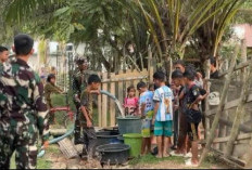 Brigif TP 35/Siginjai Salurkan Air Bersih 15 Ton