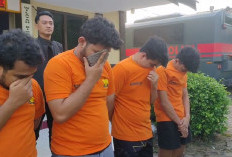 Pulang Dari Helen's Club, 4 Pemuda Keroyok Orang Gara-Gara Saling Tatap