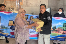 Sambut HUT Humas Polri ke-75, Polres Muaro Jambi Salurkan Bansos untuk Warga