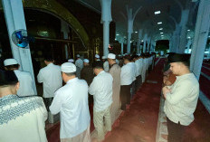 Gubernur Al Haris Ajak Pejabat Pemprov Qiamul Lail di Malam ke-23 Ramadhan