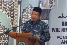 Bupati BBS Hadiri Wisuda Santri Anwarul Huda, Tegaskan Pesantren Benteng Moral di Era Digital